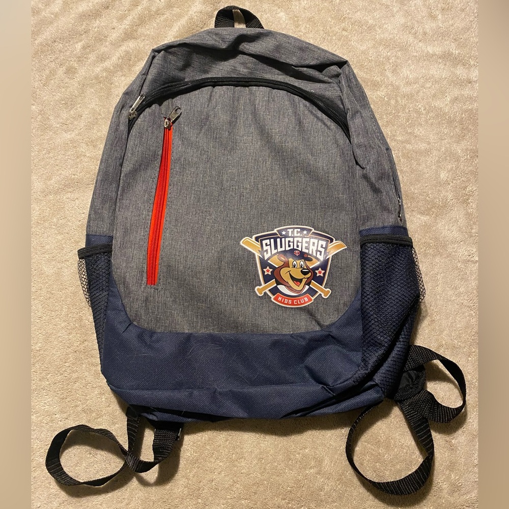 Minnesota Twins TC Sluggers Fan Club backpack. MLB New Youth Kids Zipper Pockets